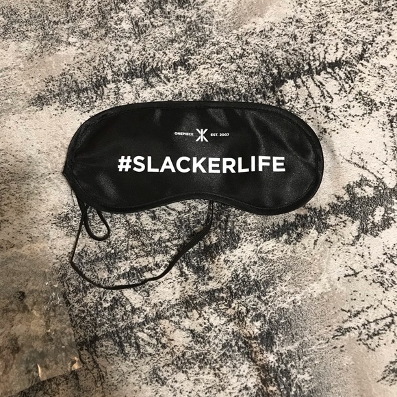 ONEPIECE original red velour onesie - Picture 12 of 15